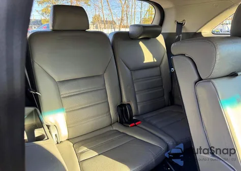 2016 Kia Sorento Ex V6 z USA, uszkodzony, nr VIN 5XYPHDA59GG119694